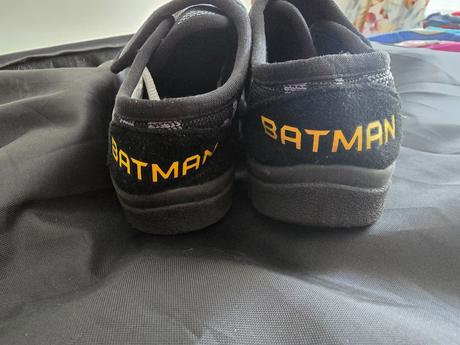 Papučky batman, 27