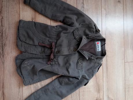 Prechodná bunda, 158