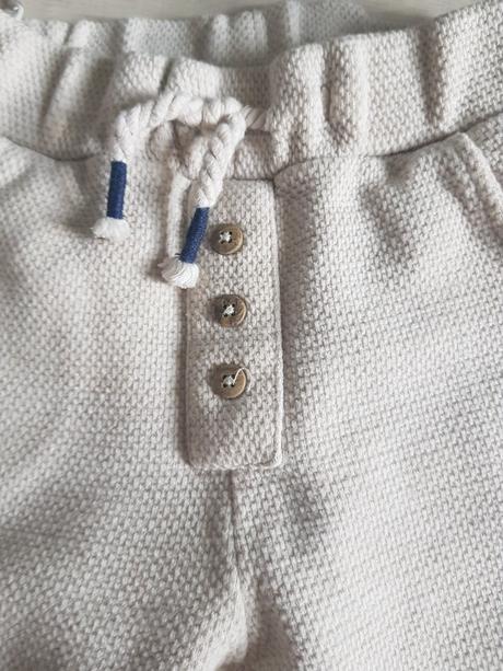 Pekne teplakove nohavice, 92