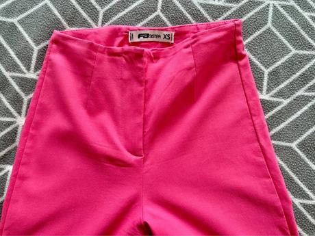 Ružové nohavice, xs