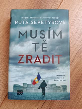 Musim te zradit,