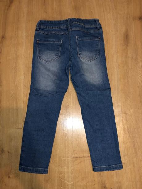 Pekné rifle, palomino,122