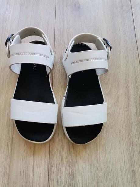 Sandále, reserved,30