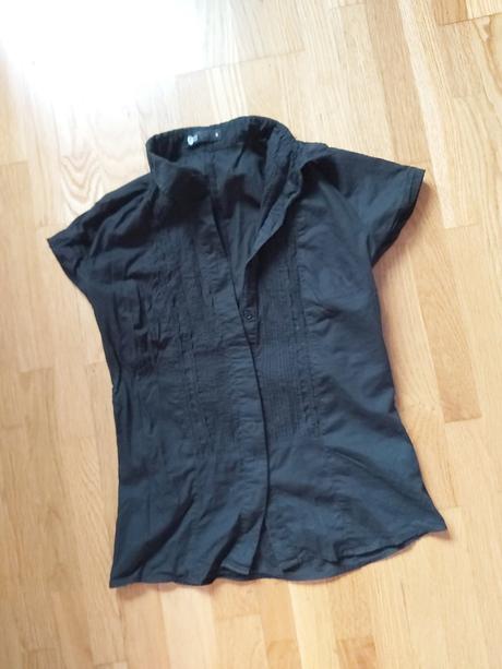 Čierna blúzka., just play,s