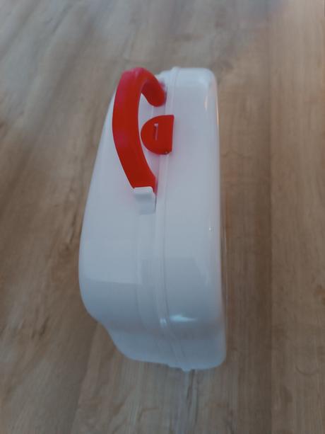 Detský lekárenský kufrík, 