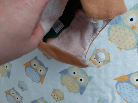 Vianočný sob čiapka s bombuľami univerzálna,