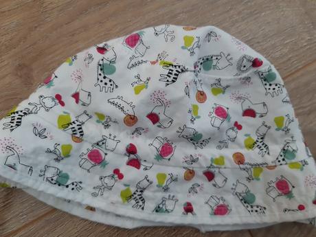 Dievčenský letný klobúčik, <50