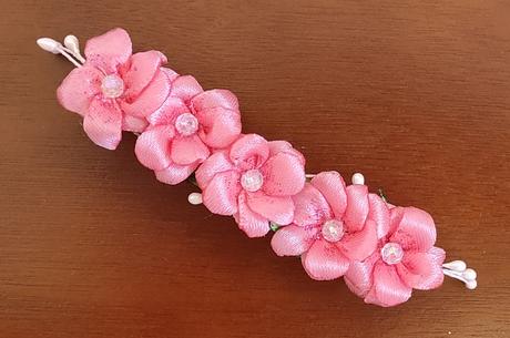 Lúčne kvietky na spone, 