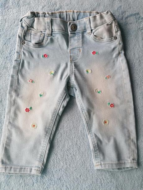 Rifle s kvietkami, f&f,74