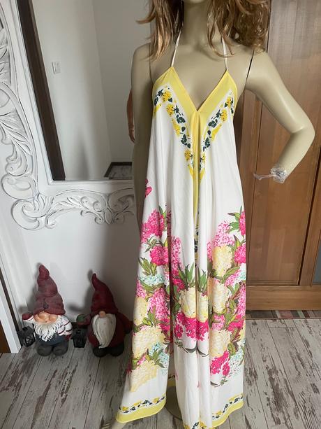 Luxusne saty shuitty, 