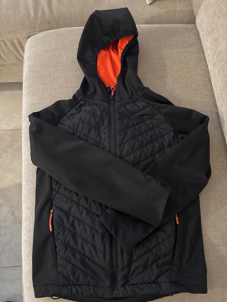 Prechodna sportovna bunda 4f, 134