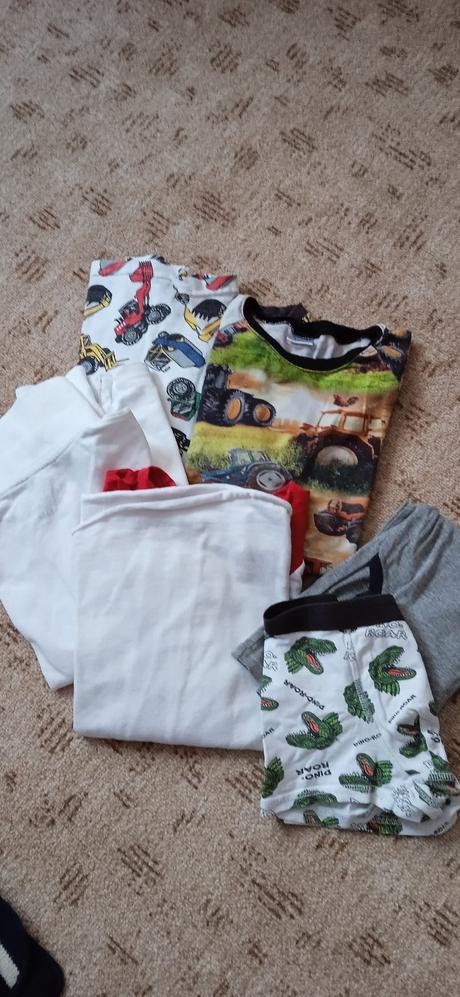 Tričká veľ.122, 122