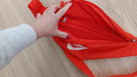 Ľadvinka nike, nike