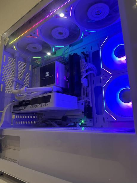 Herný pc ryzen 5 / rtx 5060/ ddr5 32gb /1tb ssd, 