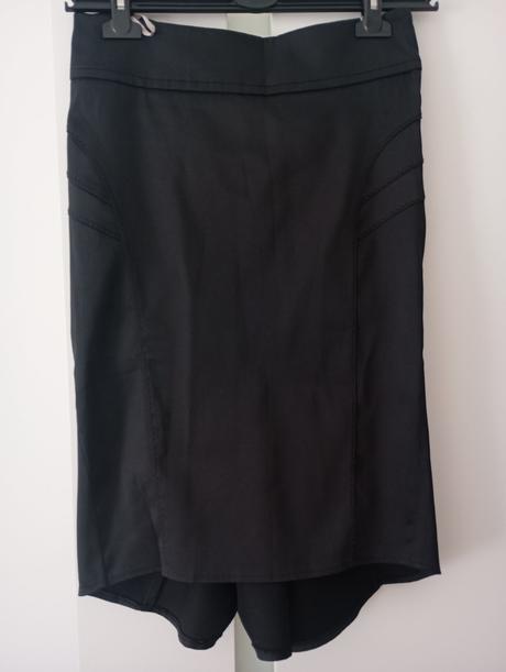Sukna, river island,s