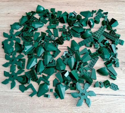 Lego diely, farba tmavo zelená, nehrané 230ks,
