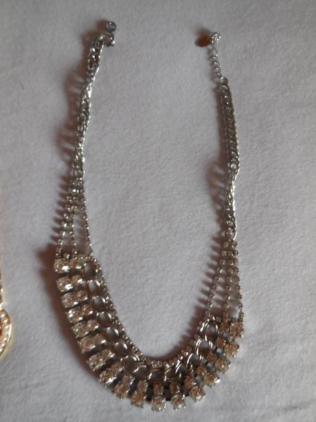 Spoločenský nahrdelník, 