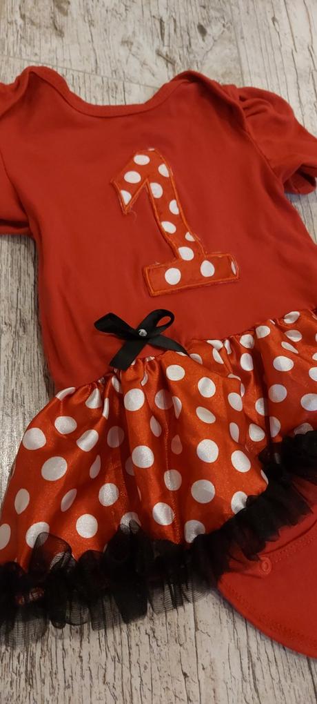 Krásne šaty k 1.ročiku so satenovou sukničkou, 74