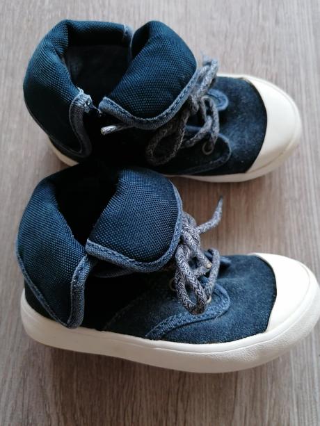 Modré kotnicky, zara,22