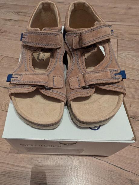 Sandale, protetika,32
