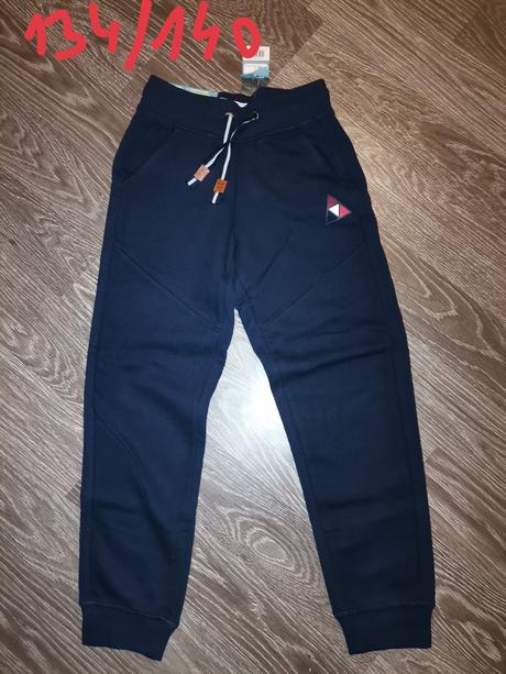 Tepláky, pepperts,134