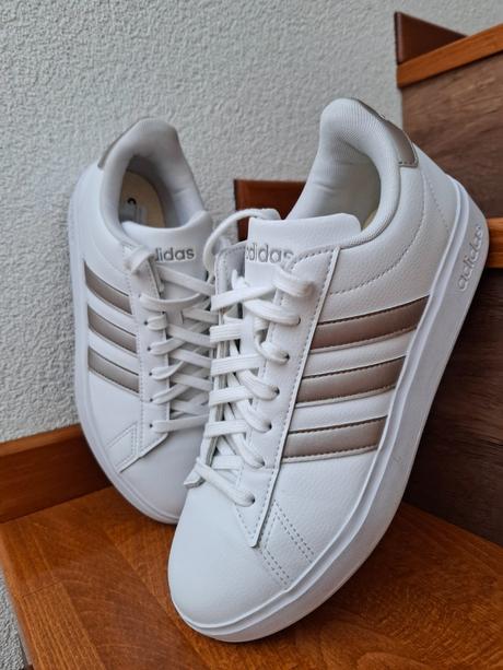 Adidas tenisky, adidas,40