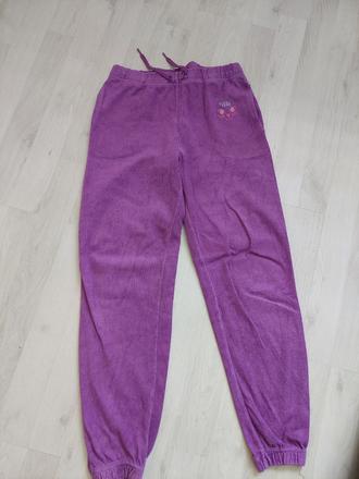 Tepláky č.134-140, 134