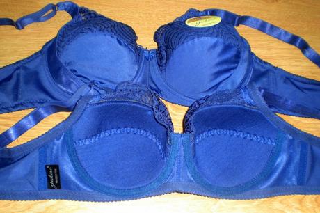 Kráľovsky modrá podprsenka, 70b - 95b