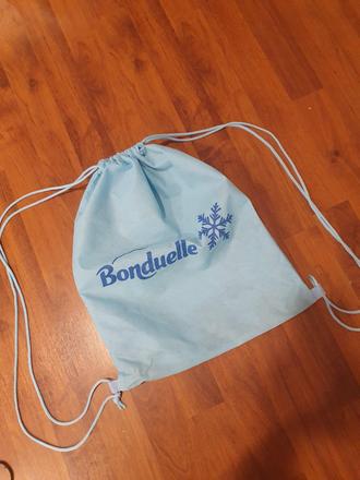 Modrý batoh- bonduelle,