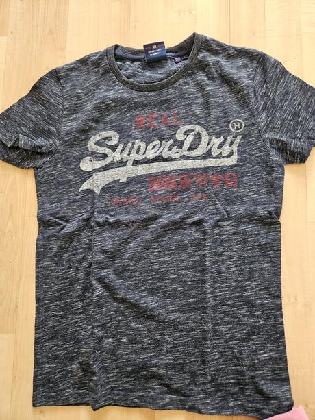 Kraťasy a tričká superdry, s