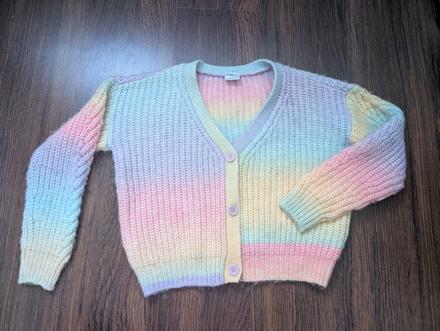 Farebný sveter so zapínaním na gombíky, takko,146