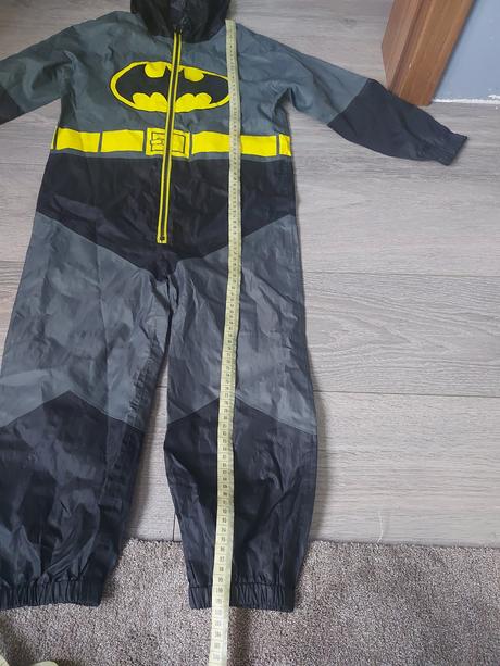 Batman overal do dazda, next,122