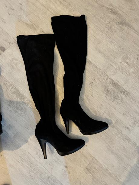 Čižmy vysoké, baťa,39