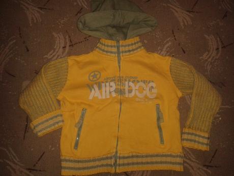 Teplejšia mikinka so štrikovanymi rukavmi, 92