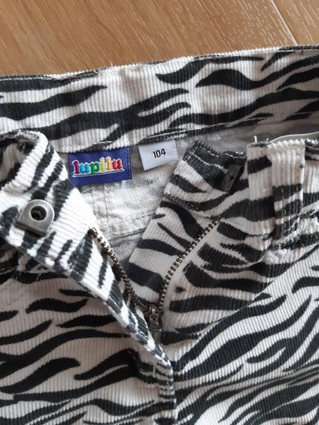 Zebrickove mencestraky, lupilu,104