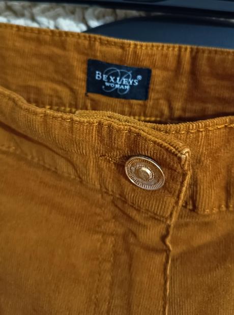 Hnedé menčestrové nohavice, xxl