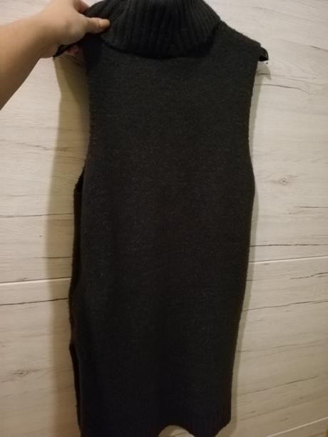 Rolákový dlhý svetrík, xs