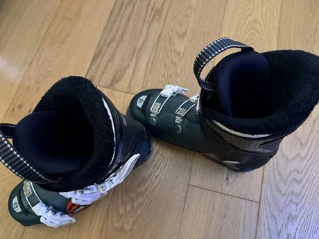 Lyžiarky, salomon,24