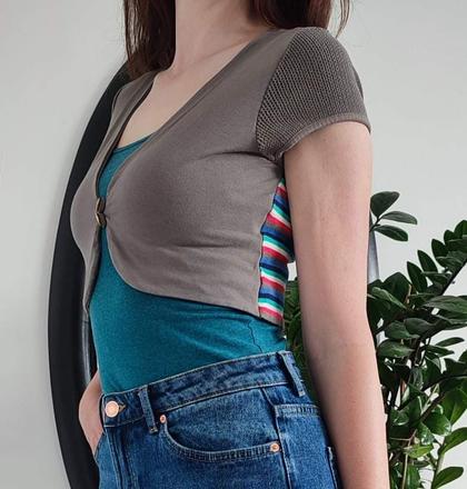 Crop top na zapínanie, m