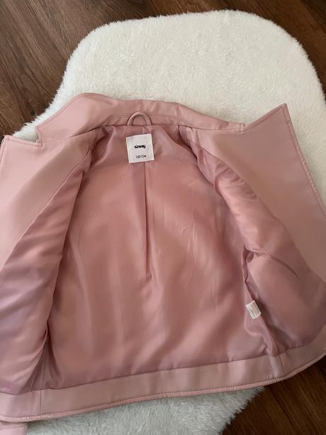 Ružový kožáčik, sinsay,122