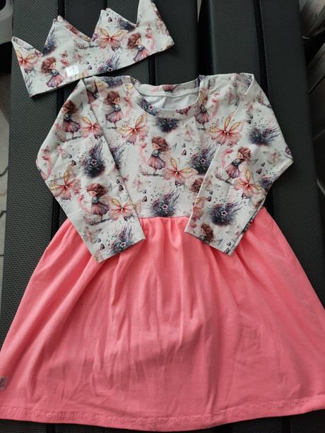 Hand made šaty + korunka, 110