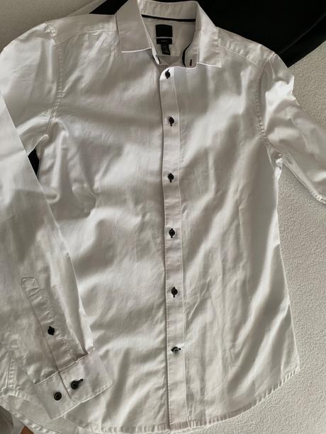 Čierny oblek - jedenkrát oblečený, 50