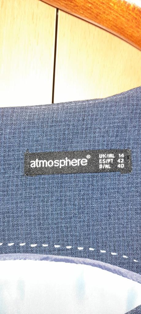 Puzdrové šaty 42, atmosphere,42