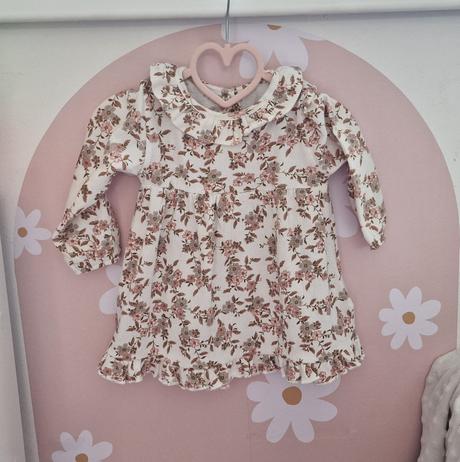 Nádherné šaty en fant, 68