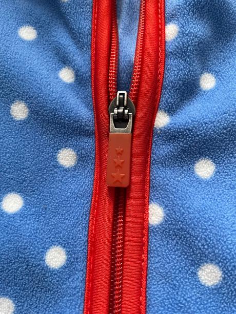 Modrá bodkovana mikina vel. 146/152, c&a,146