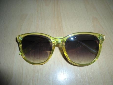 Zeleno/zlte slnecne okuliare, 