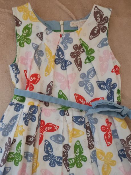 Motýlikove šaty, 116