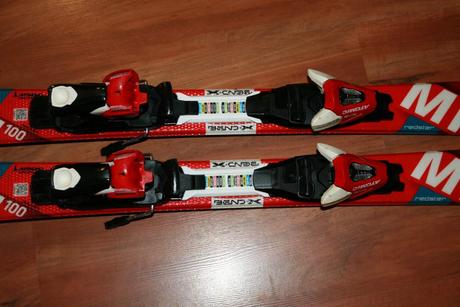 Dezské lyže atomic xt 100 cm , hadia koža, atomic,100-109 cm