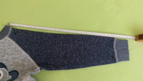 Mikinka s opickou, next,110