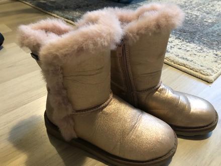 Čižmičky 29, humanic,29